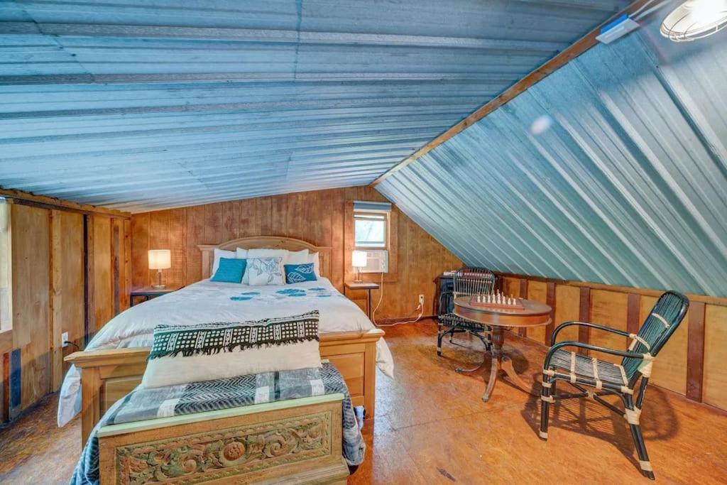 Bear Den Bungalow With Hot Tub Near Blue Ridge And Ellijay Bagian luar foto